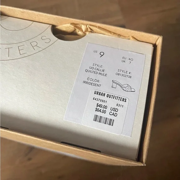 URBAN OUTFITTERS-NWT/Box Women's Quilted Lavender Sandals - Picture 3 of 16